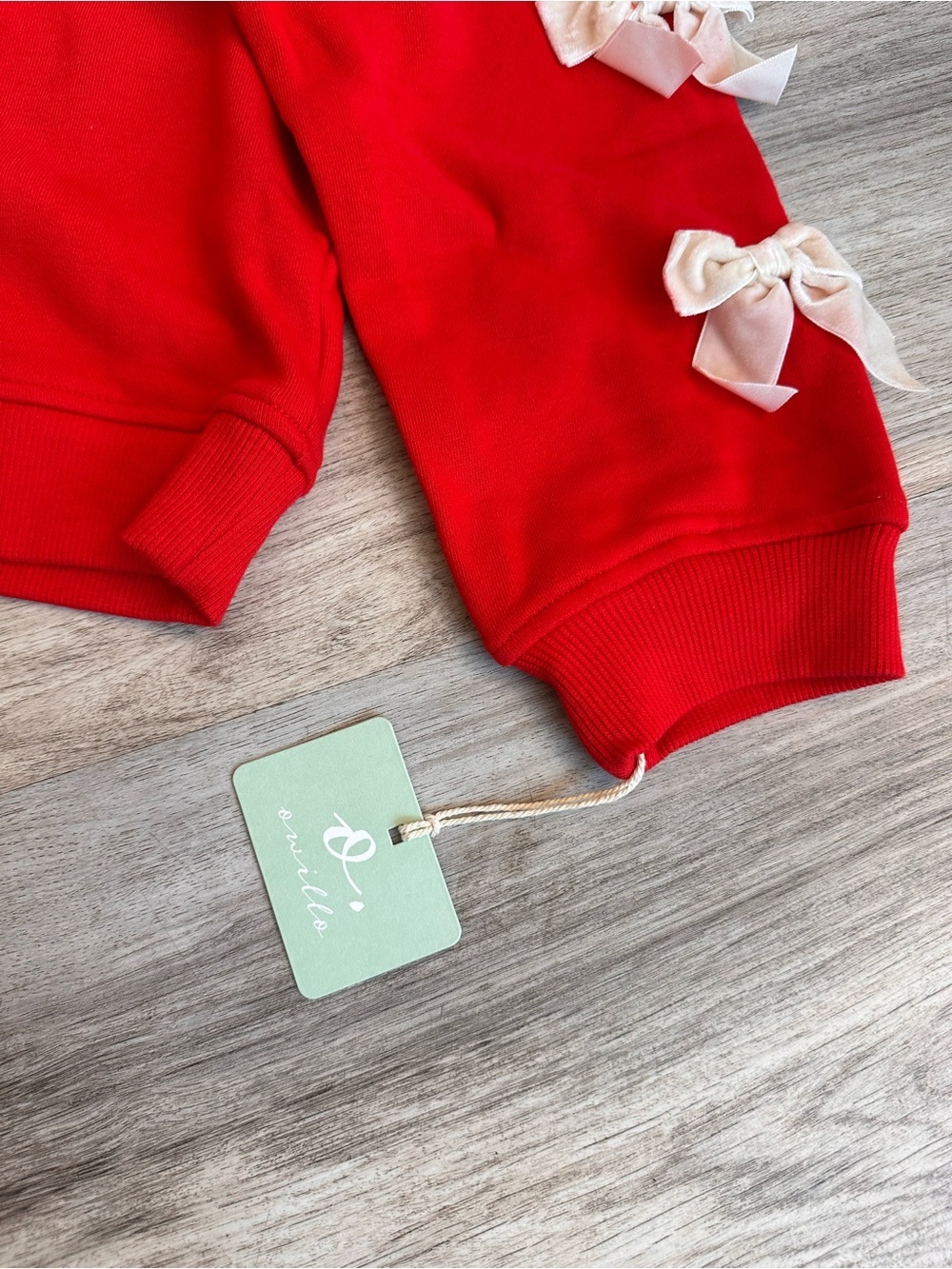 Girls Red Bow Sleeve Sweatshirt Pullover Top NWT Cute Cozy small - Picture 3 of 5